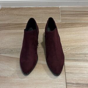 CityClassified Plum Low Cut Boots with Zipper